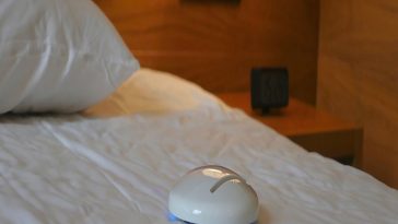 ربات ضد عفونی کننده اتاق های هتل